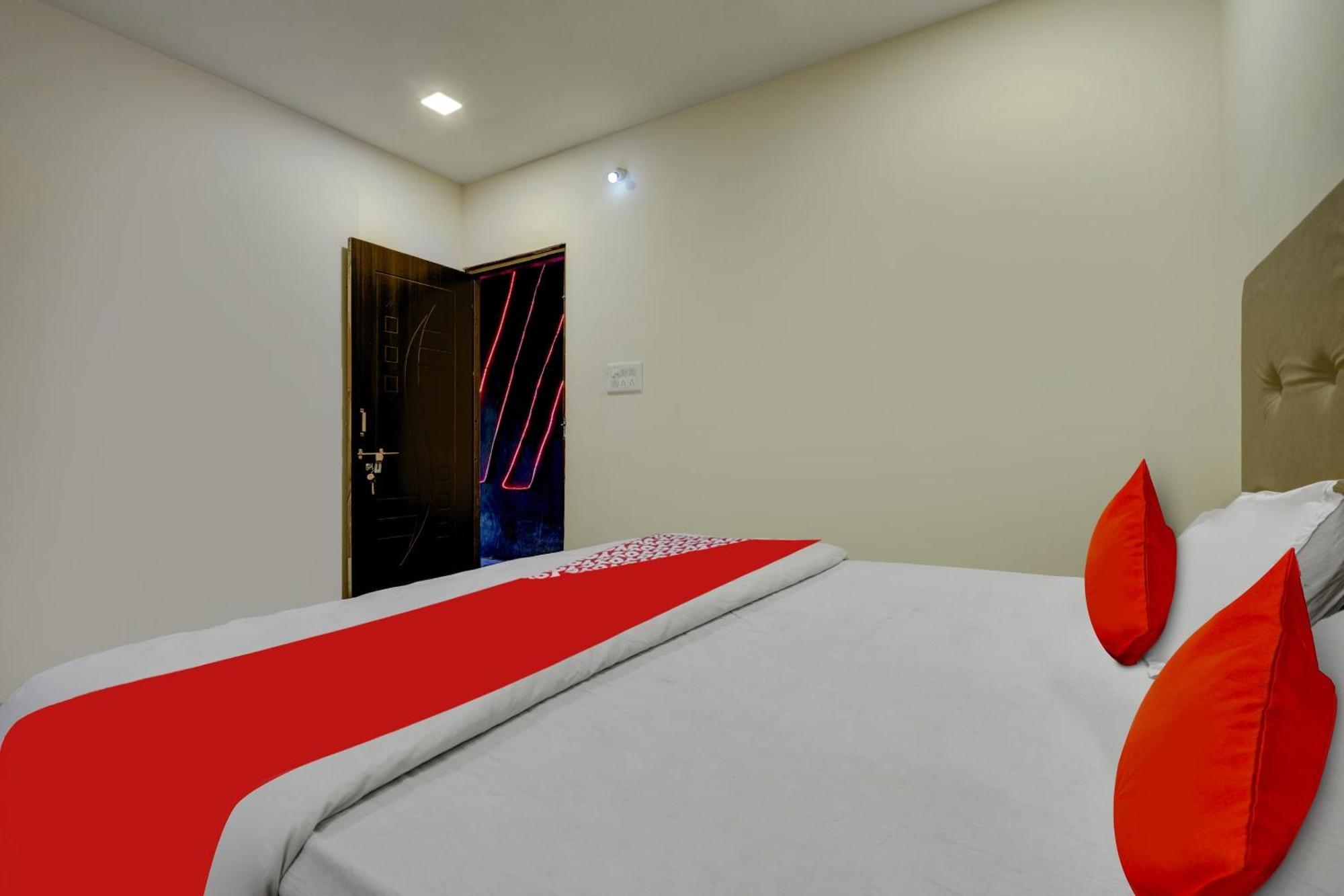 Oyo Flagship The Chirag Resort Bhandara Екстер'єр фото